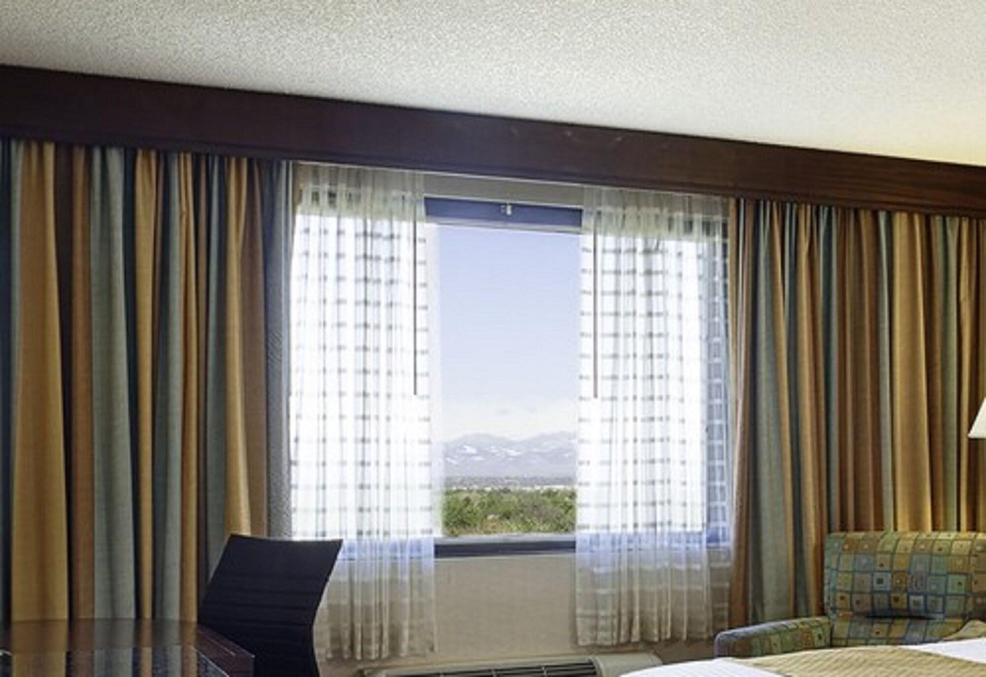 Doubletree By Hilton Hotel Denver Exterior foto