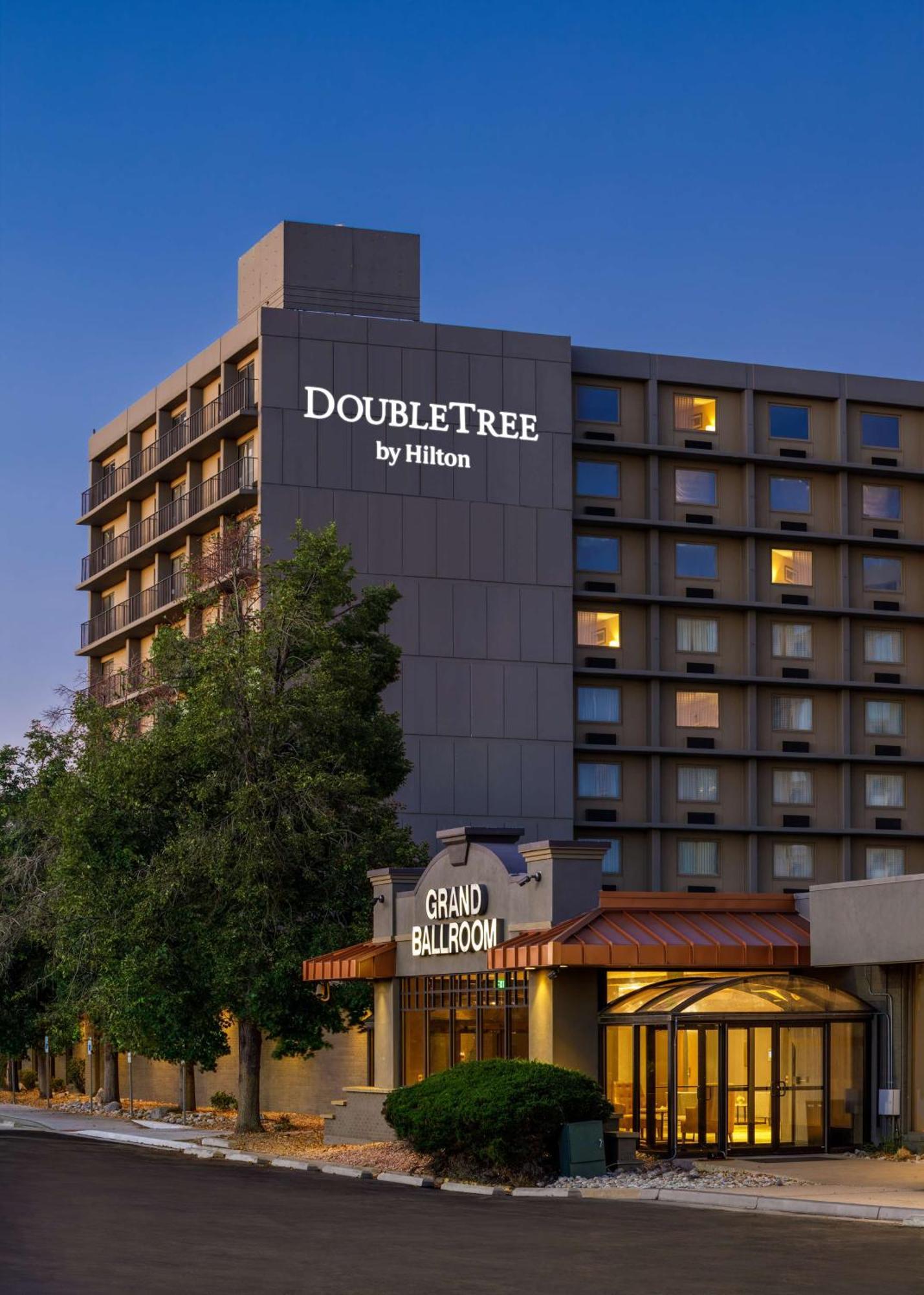 Doubletree By Hilton Hotel Denver Exterior foto